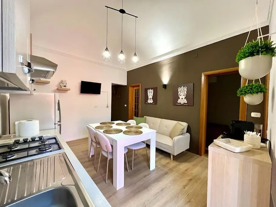 Casa Vacanze I Mori - Elegante,Centrale,Spaziosa Catania