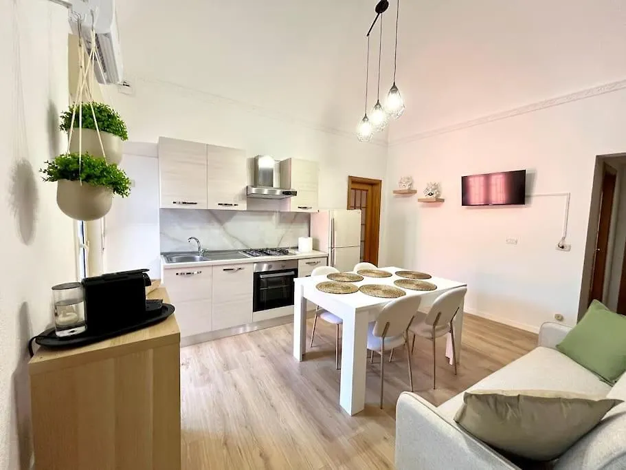 Casa Vacanze I Mori - Elegante,Centrale,Spaziosa Catania Italy