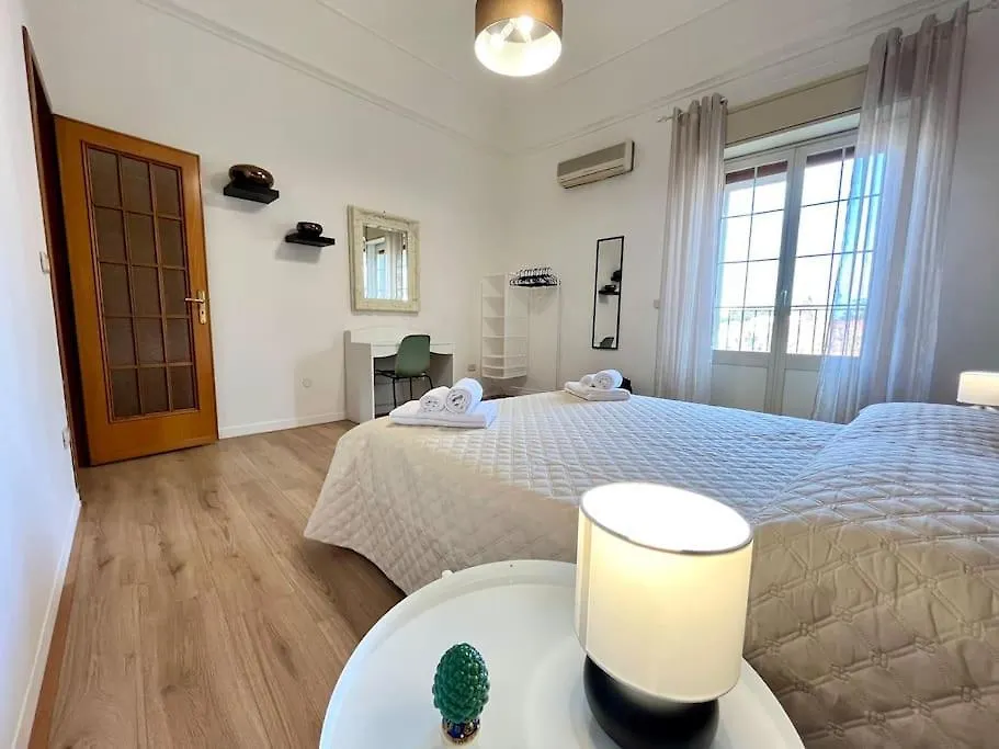 Casa Vacanze I Mori - Elegante,Centrale,Spaziosa Catania Apartment